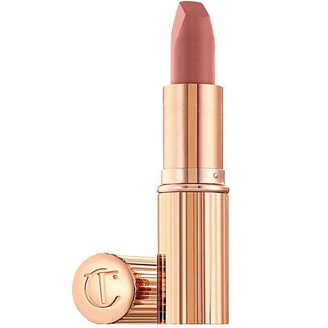 Charla de almohada Matte Revolution de Charlotte Tilbury.